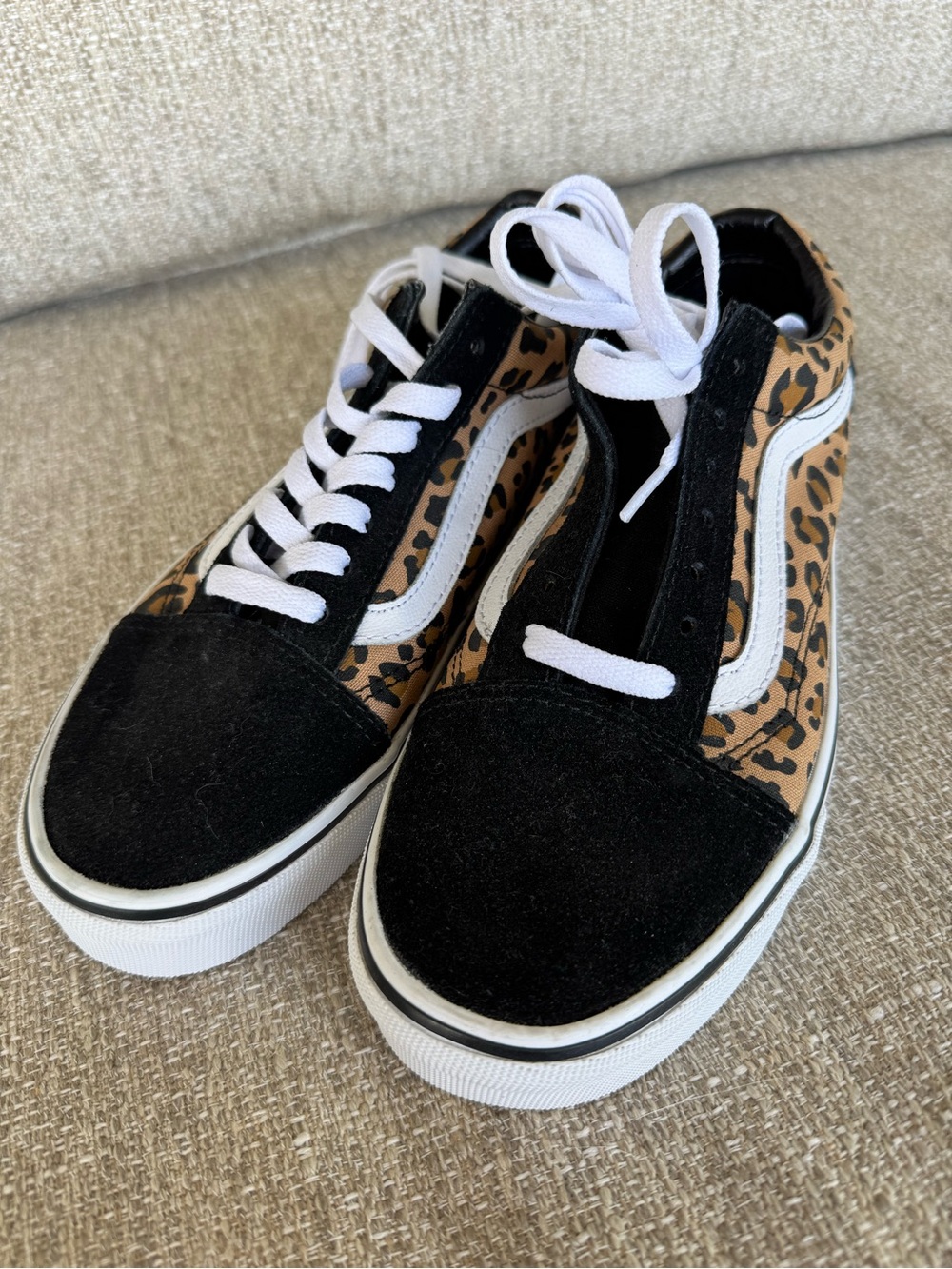Vans Old Skool Women's Sneakers in Black and Leopard Print size 7